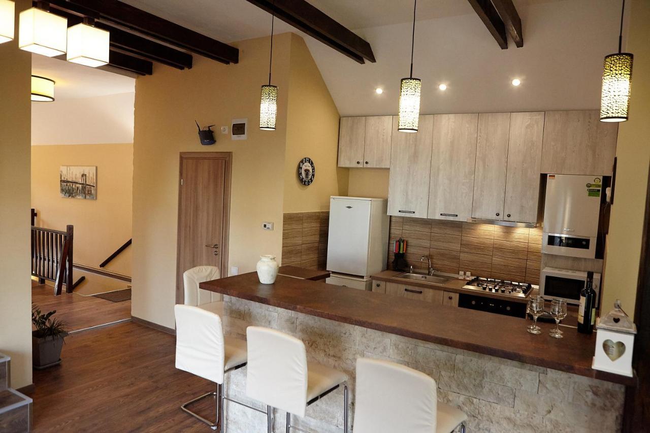 Apartament Rozelor Brašov Exteriér fotografie