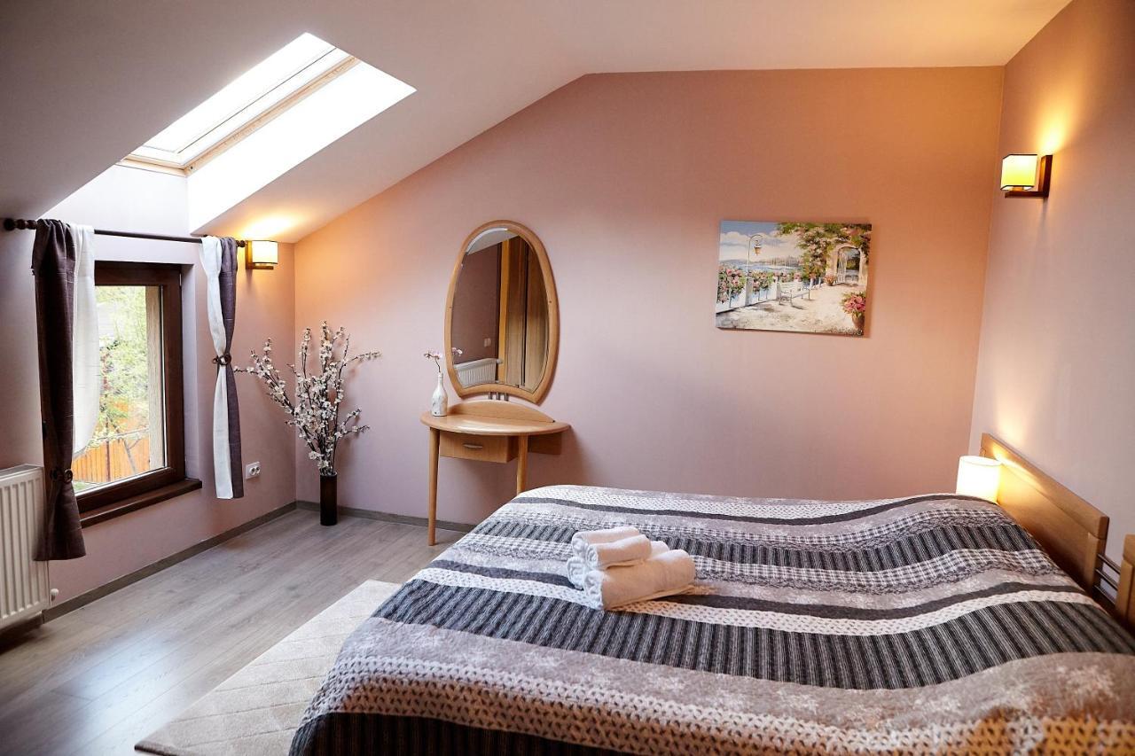 Apartament Rozelor Brašov Exteriér fotografie