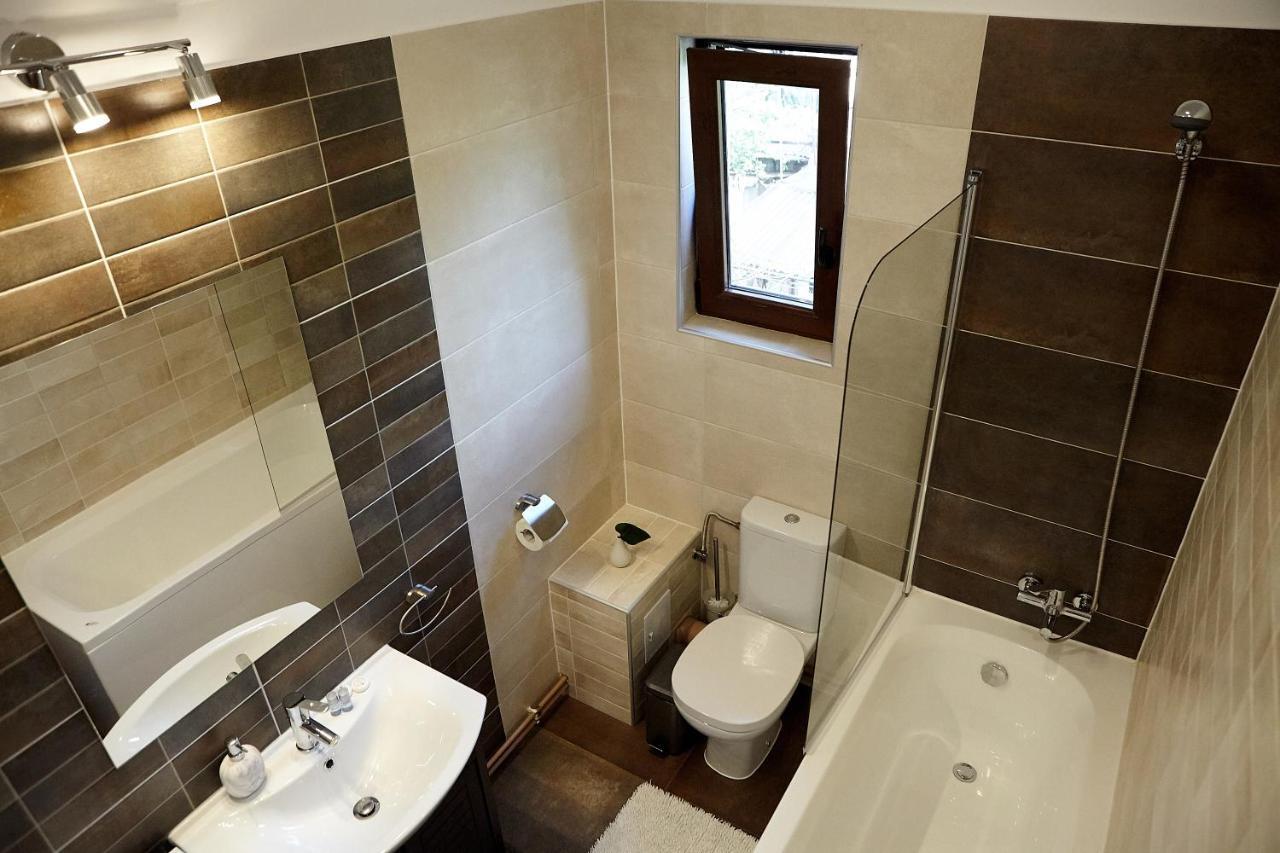 Apartament Rozelor Brašov Exteriér fotografie